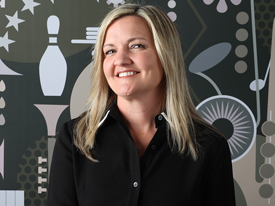 qubicaamf-bowling-company-management-team-stephanie-darby-tile.jpg
