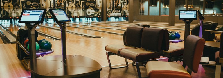 QubicaAMF-bowling-Kyrks-Ten-Lanes-banner.jpg