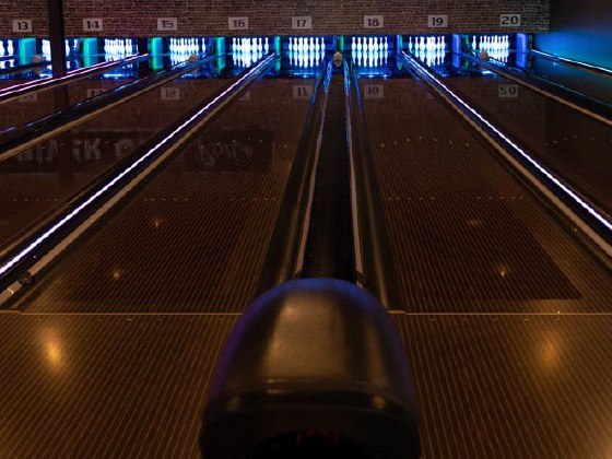 Bowling-QubicaAMF-CAPPING-LIGHTS-Capping-Illumination-built-for-Bowling-tile.jpg