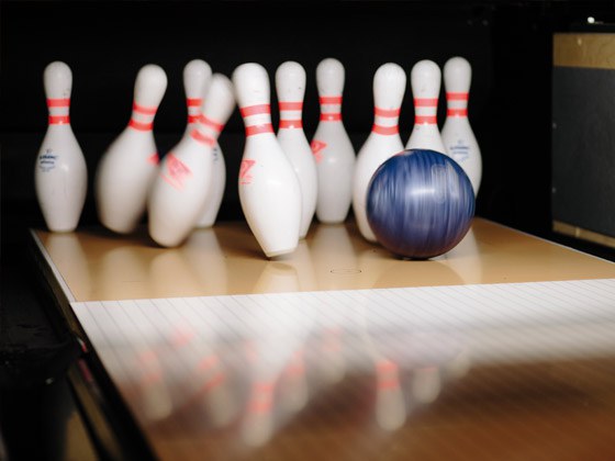 Bowling-QubicaAMF-Lane-Overlap-Pin-Deck.jpg