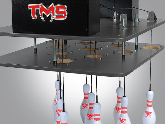 Bowling-QubicaAMF-TMS-STRING-Pinspotters-560.jpg
