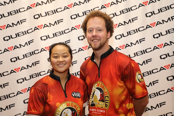 leaders after 32.JPG